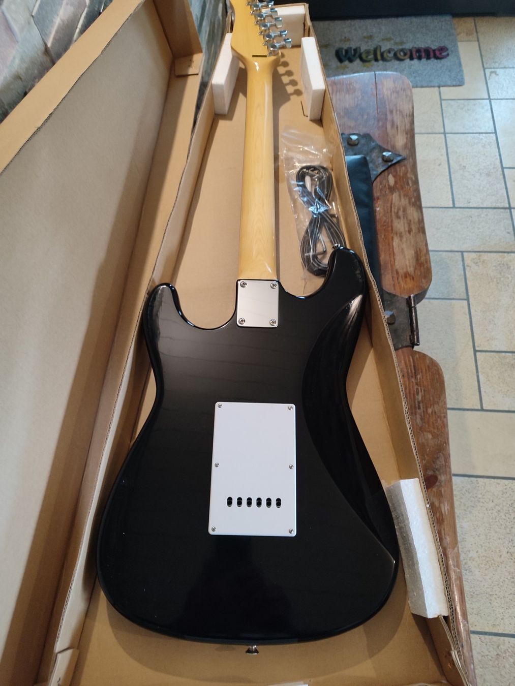 Musikinstrumente: E Gitare von ALDEN – Neu und originalverpackt aus Dietikon von nala_66 4