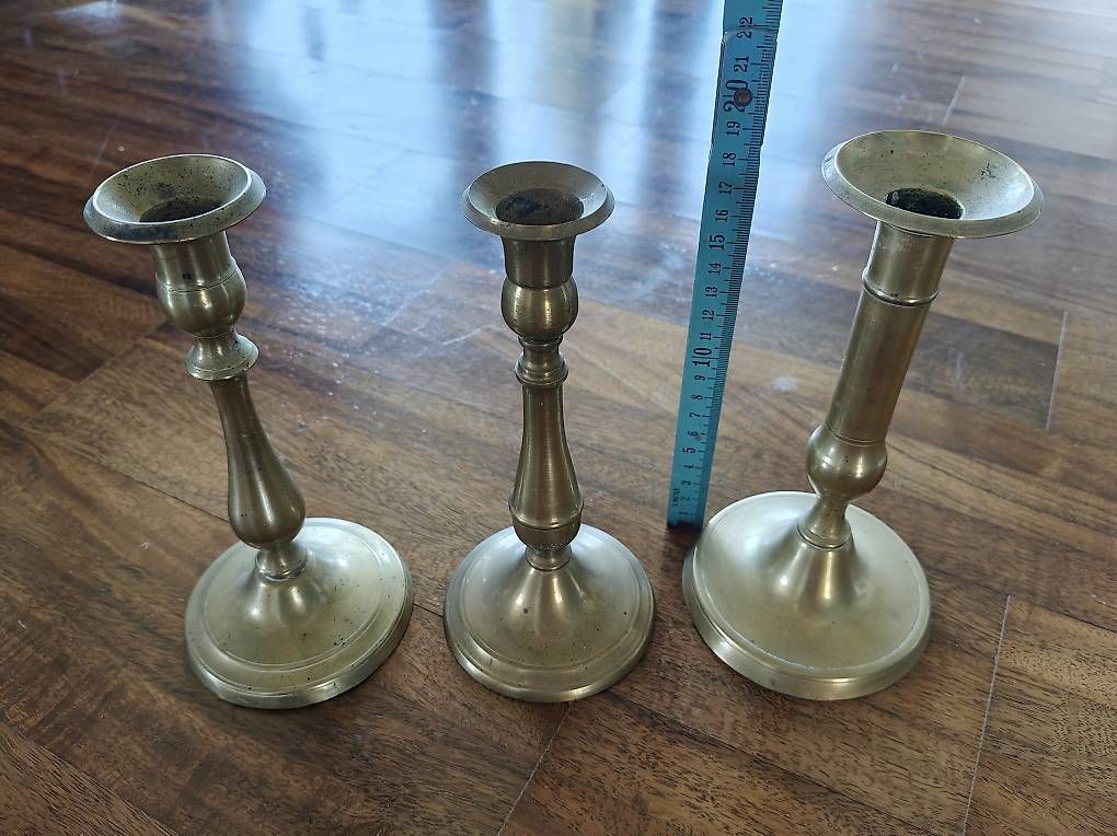Portacandele: Antike Kerzenständer – Usato da Rudolfstetten venduto da rakemon