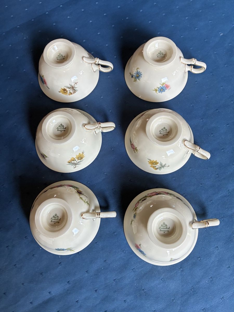Rosenthal Tassen: Rosenthal 6 Moccatassen mit Blumendecor  – Gebraucht aus Dornach von Rosengarten 3