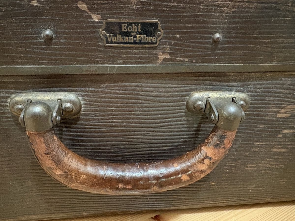Valises de voyage: Alter Koffer – D'occasion à Rümlang par resale35 6