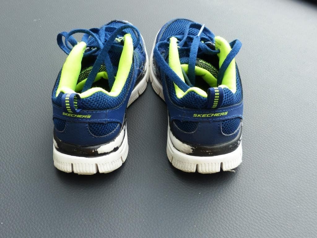 Skechers Scarpe per ragazzi: Skechers-Turnschuhe Gr.29 – Usato da Jona venduto da Cinnestig 1