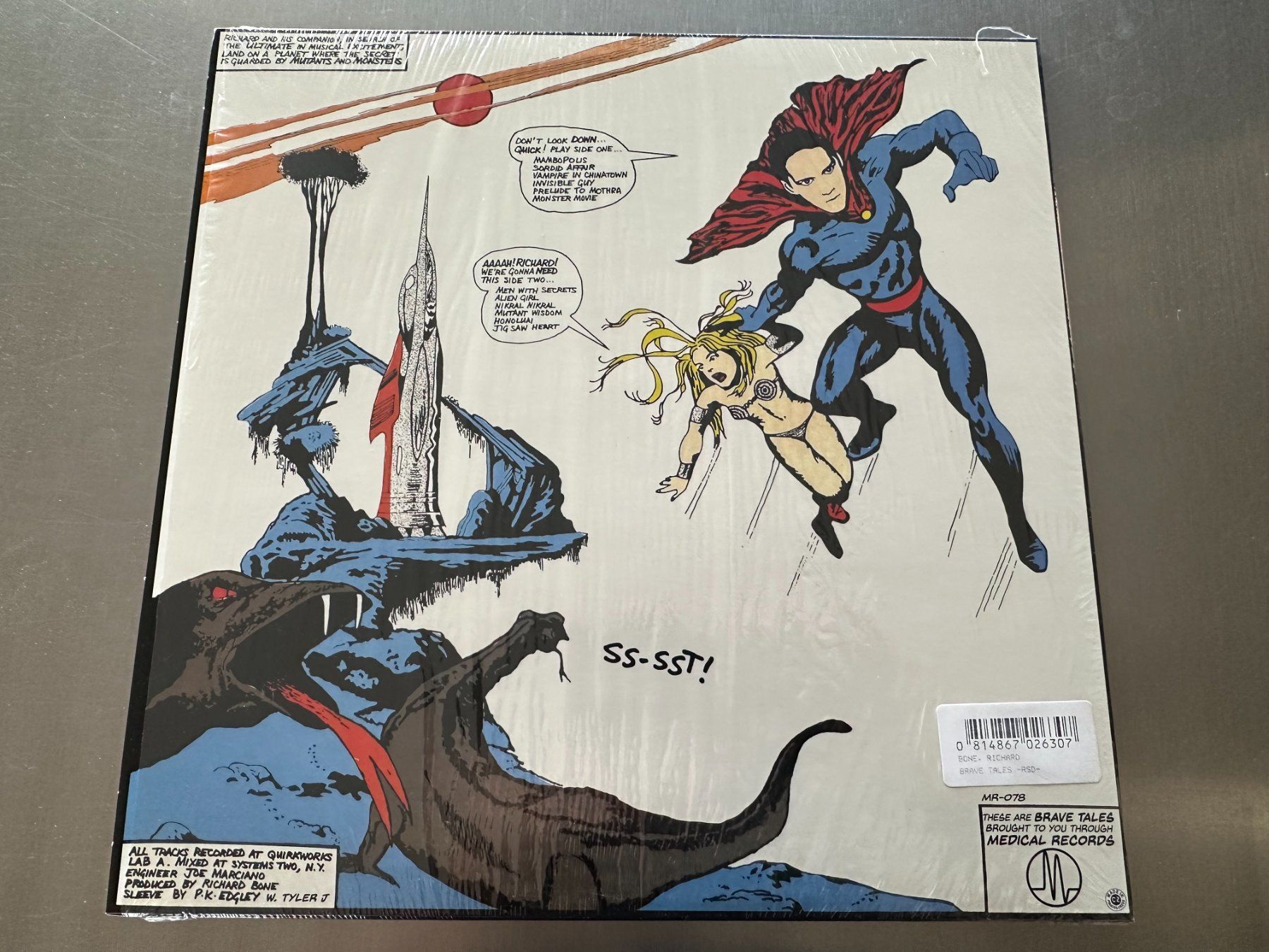 Dischi in vinile: RICHARD BONE LP BRAVE TALES - RECORD STORE DAY - SYNTH POP – Nuovo (secondo la descrizione) da Sion venduto da jaipur1401 2