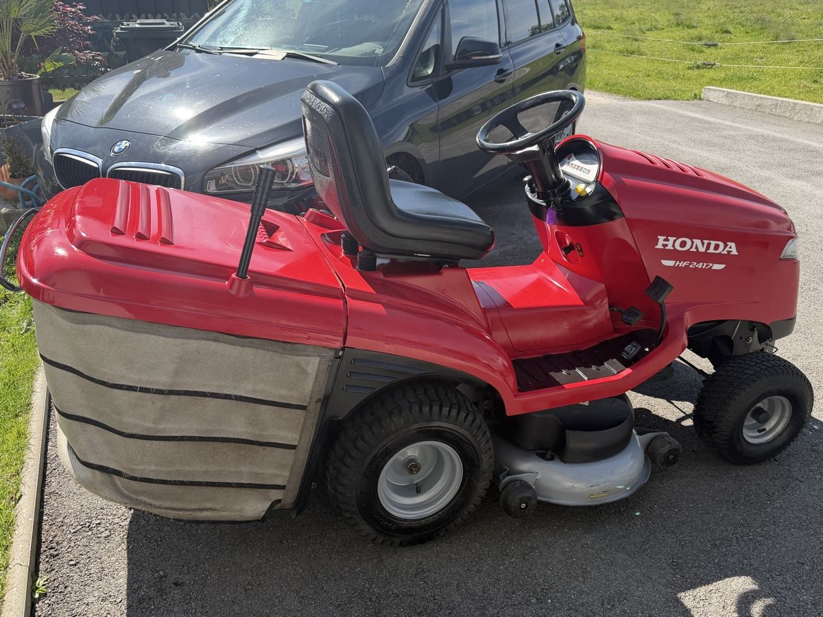 Honda Tagliaerba: Rasentraktor Honda HF 2417 – Usato da Uttigen venduto da huki123 5