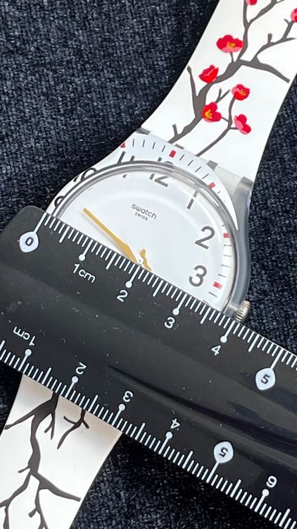 Swatch Orologi: Swatch Uhr Gent mit Kirschblüten Design – Usato da Grenchen venduto da chththl 2