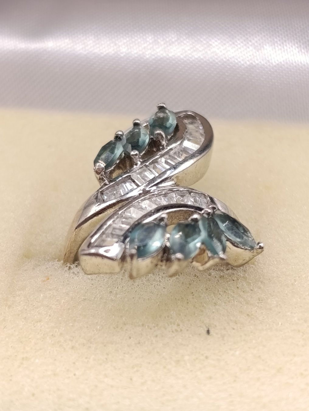 Ringe: Vintage versilberte Ring mit Schmucksteine Top – Gebraucht aus Steffisburg von 1.Schmuckschatulle 3