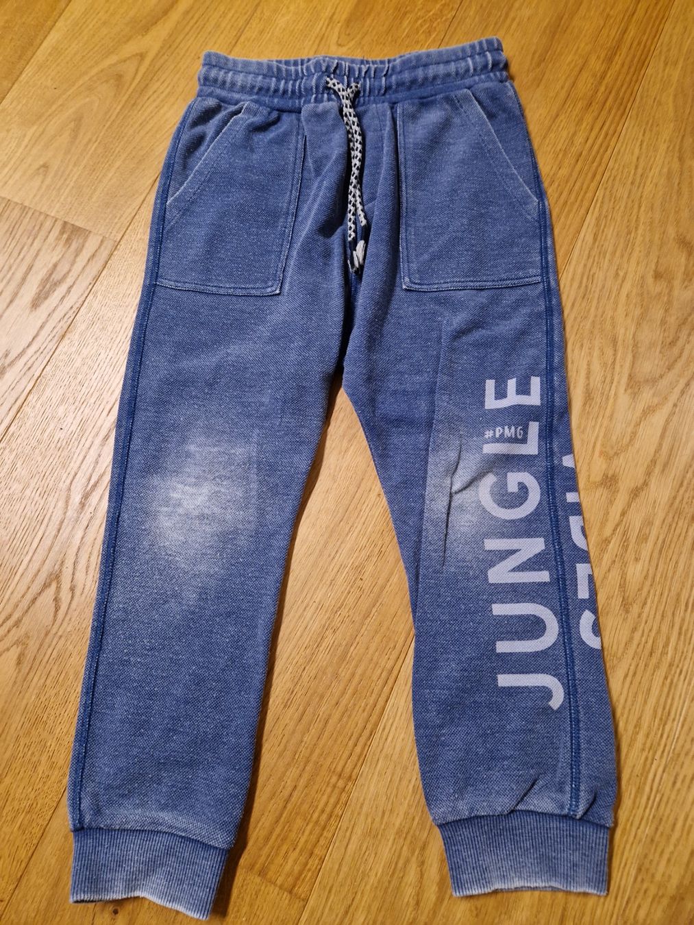Pantaloni: Trainerhose Gr. 116/122 – Usato da Davos-Dorf venduto da Bpelikan