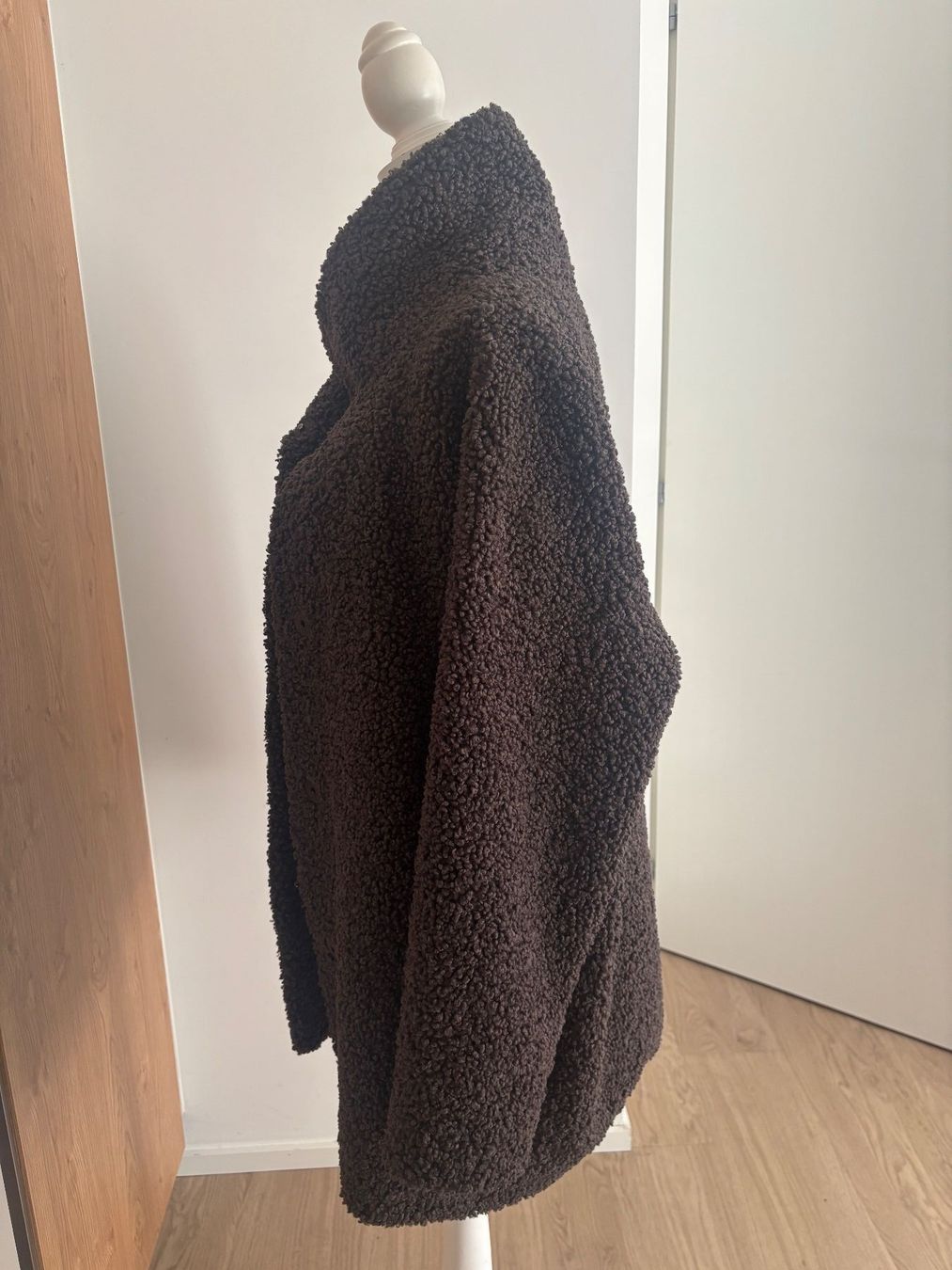 Manteaux: Wunderschöner Mantel choco-braun 38 – Neuf (Voir description) à Zürich par McQeen 6