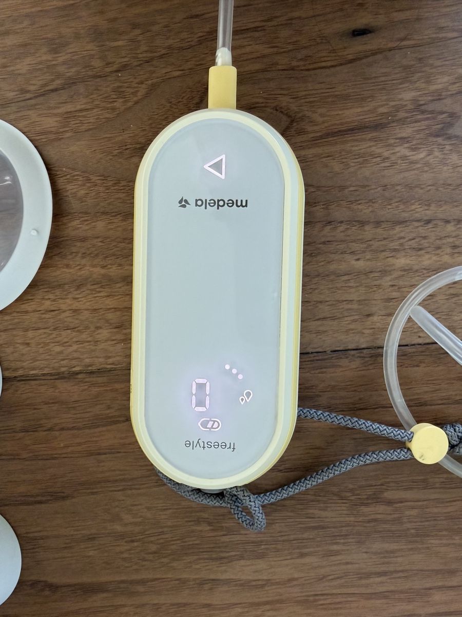Medela Accessori per l’allattamento: Medela Freestyle Flex Brustpumpe Set – Usato da Zürich venduto da mahin01 1