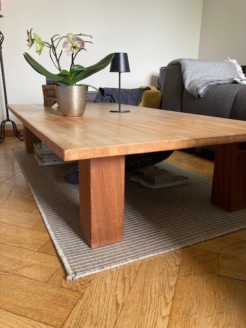 Tavoli: Schöner Couchtisch Massivholz – Usato da Zürich venduto da brupbacher01 1