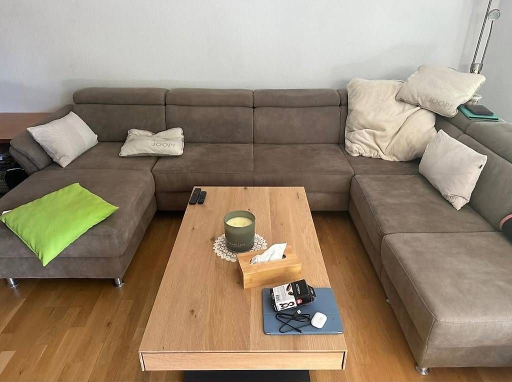 Sofas: Bequeme Couch mit Bettkasten – Gebraucht aus Kreuzlingen von lar_r8nr