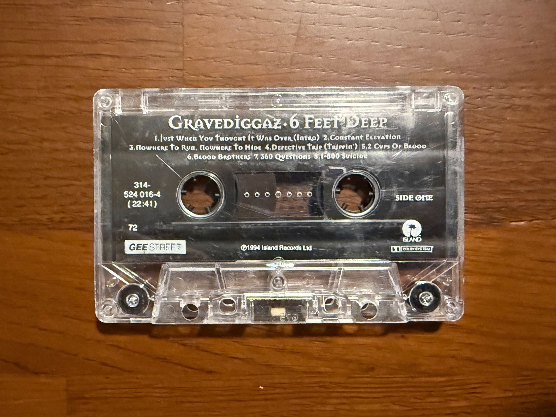 Kompaktkassetten: Gravediggaz - 6 Feet Deep / cassette MC – Gebraucht aus Delémont von cpop 1