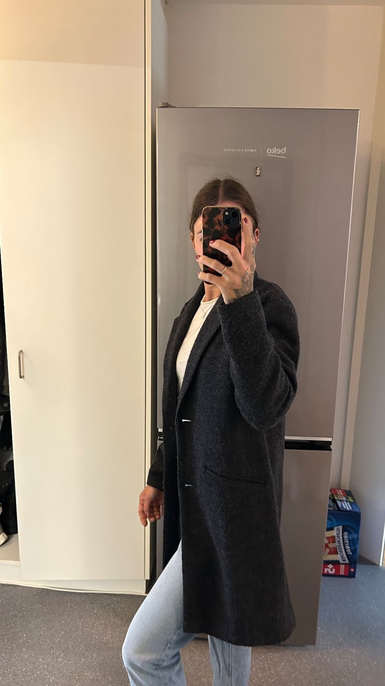 H&M Manteaux: Herbst Mantel Grau – D'occasion à Thun par SelinaW1995 2