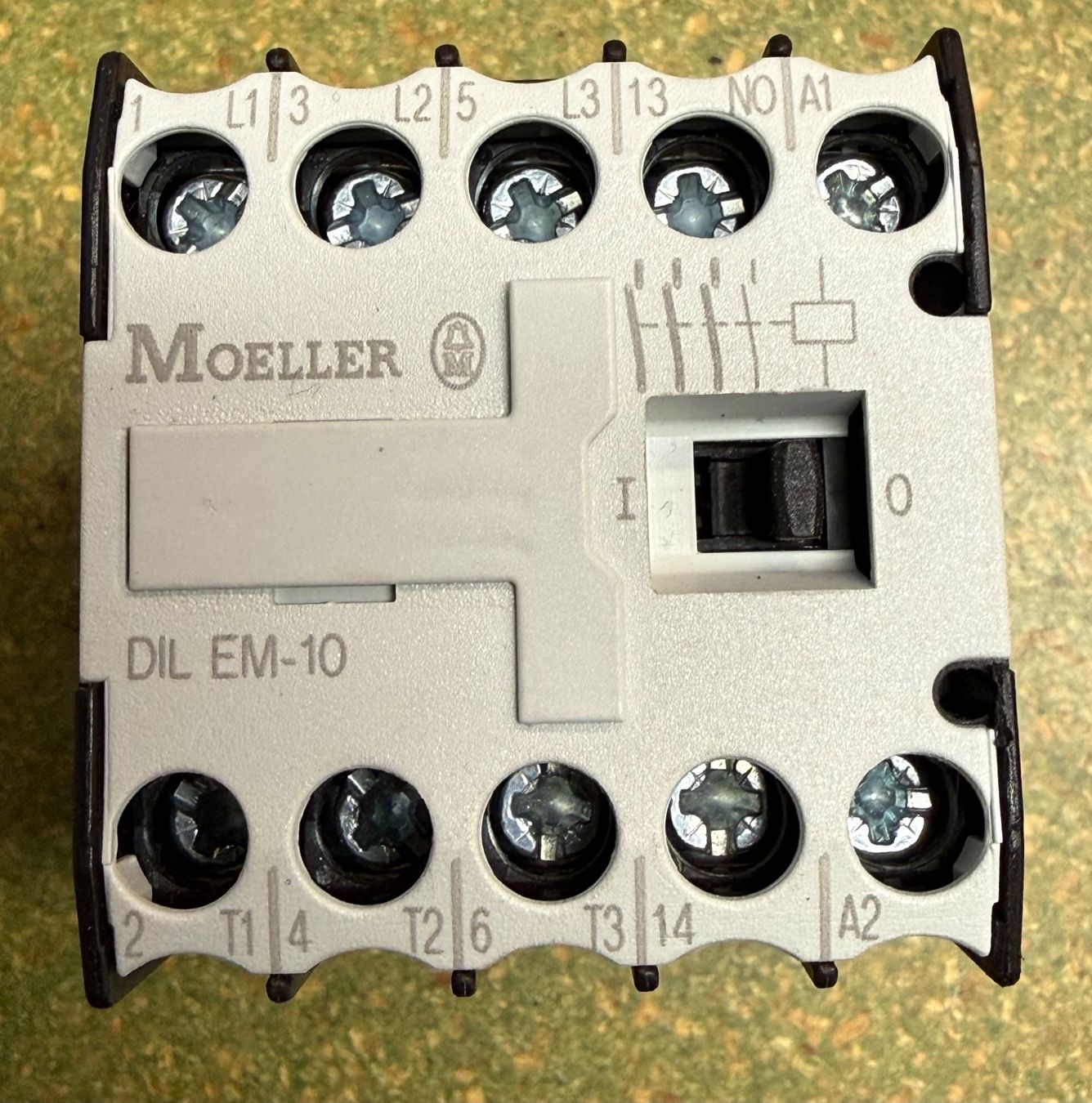 Eaton Componenti elettronici: Moeller DIL EM-10 Schütz, 230VAC – Usato da Rudolfstetten venduto da Aldo100