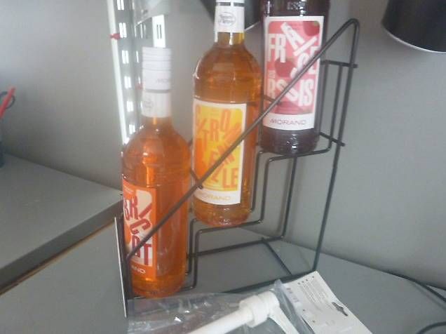 Weingestelle & -ständer: Sirup Bar Morand OVP – Neu und originalverpackt aus Neu St. Johann von Isputnik
