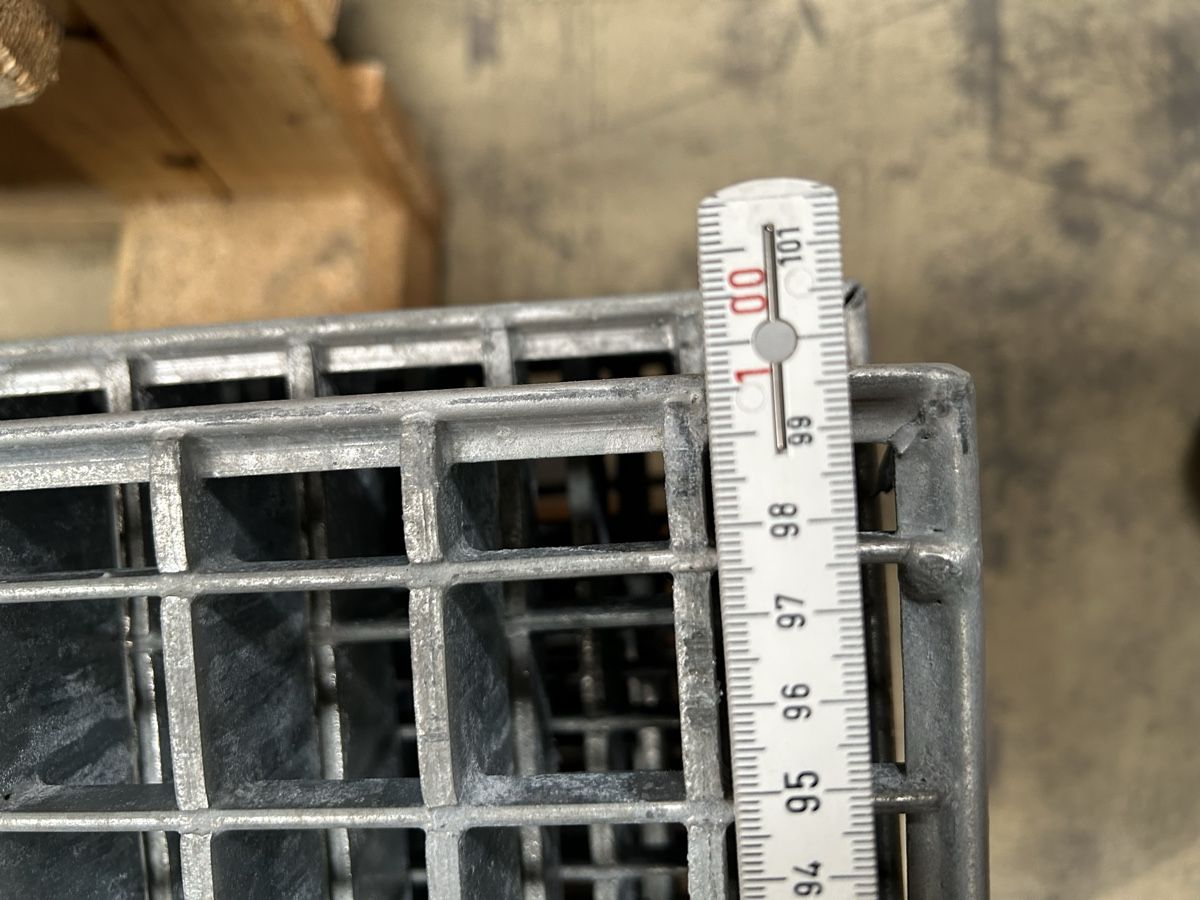 Grilles & Grillages: Gitterrost verzinkt 140x100cm  – D'occasion à Muri AG par Schibi_prelude 2