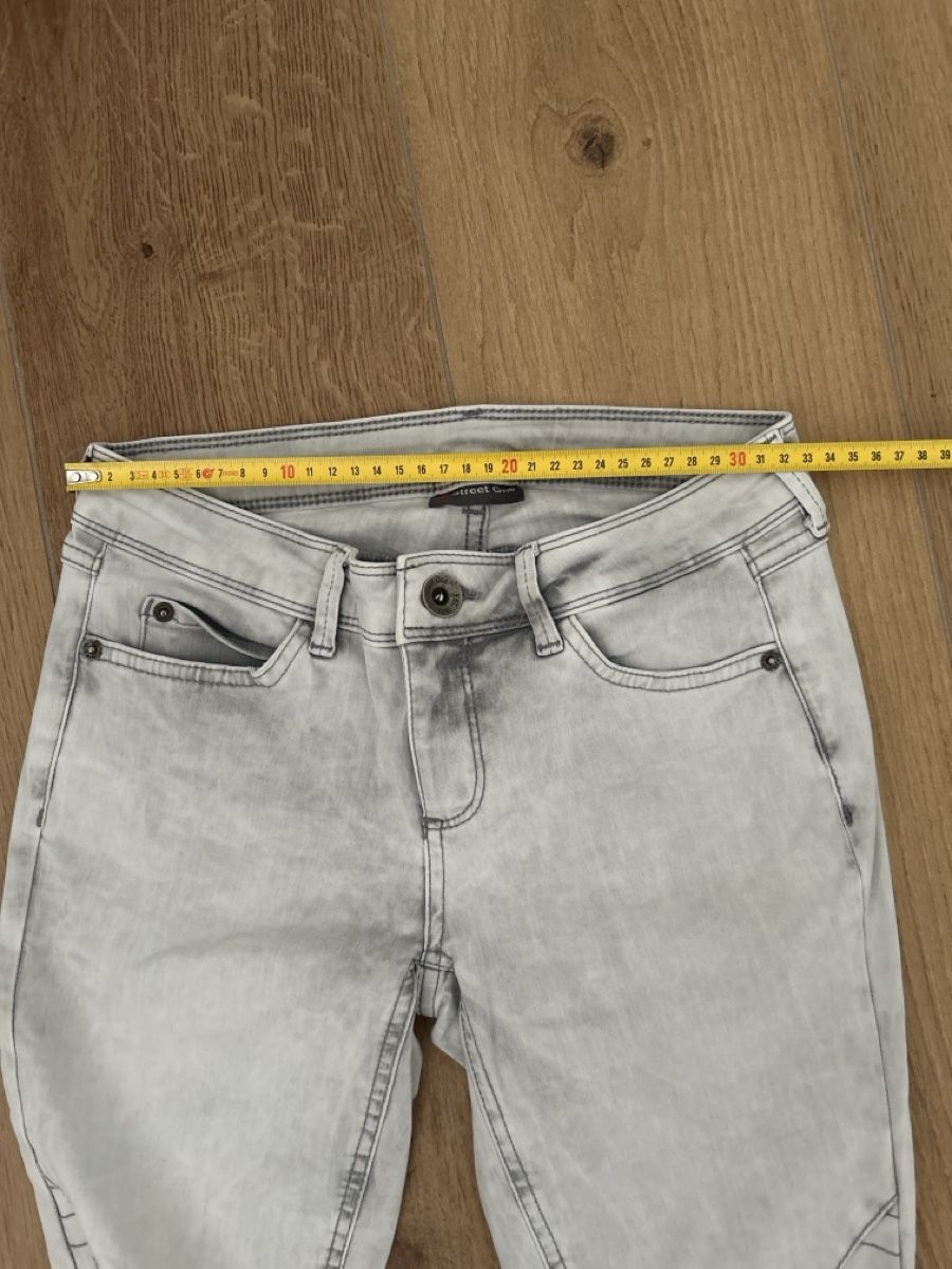 Jeans: Graue Damen Jeans Gr. 25/28 – Usato da Worben venduto da AlliaB 3