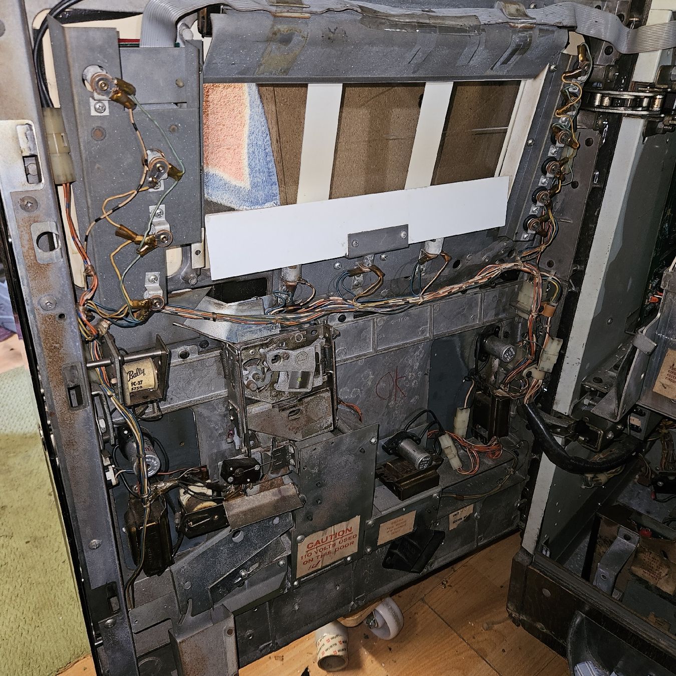 Machines à sous: Bally Dollar Mult.1090  – Défectueux à Thun par Engel114 3