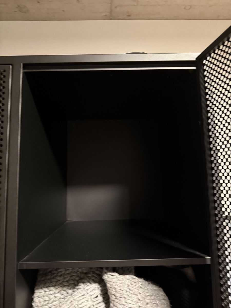 Armoires: Schrank schwarz Metall – D'occasion à Birsfelden par luc_pyp6 3