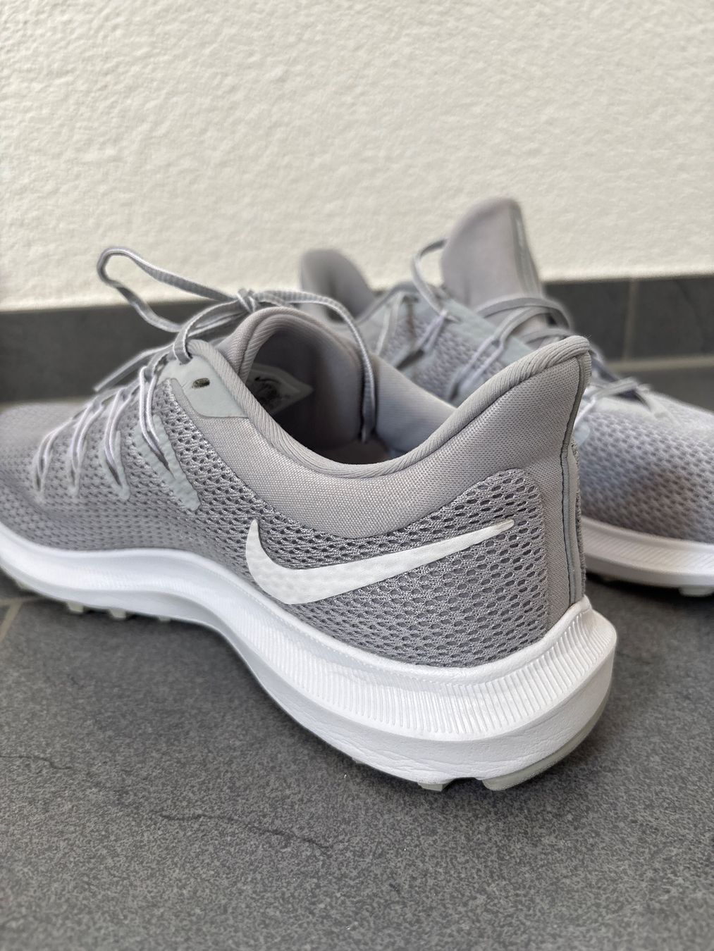 Scarpe da uomo: Nike Quest – Usato da Reinach AG venduto da fen_7lny 2