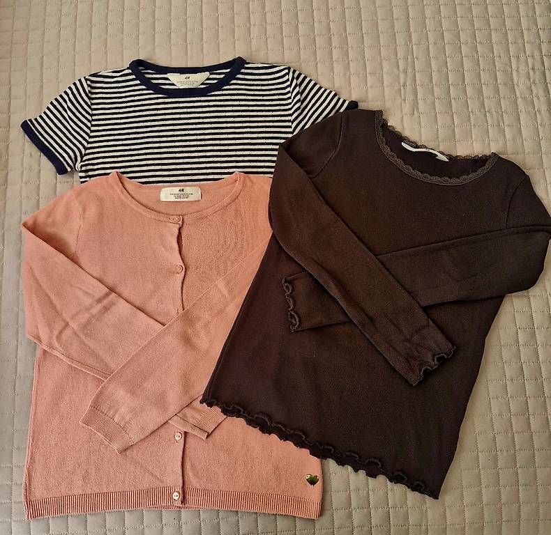 H&M Lotti & Set di vestiti: Mädchen Oberteile 134/140 – Usato da Schaffhausen venduto da Jakarila 1