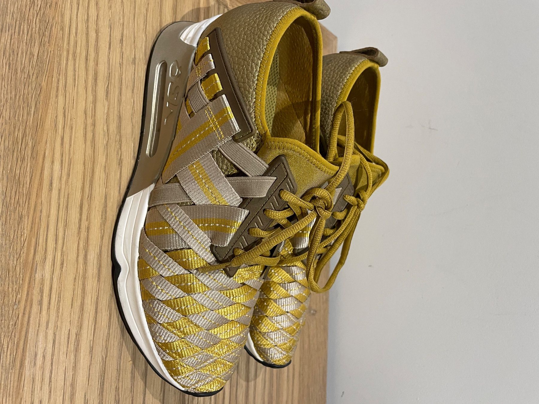 Ash Scarpe da donna: Ash Schuhe Damen Gr. 39 – Usato da Zürich venduto da Lato05 1
