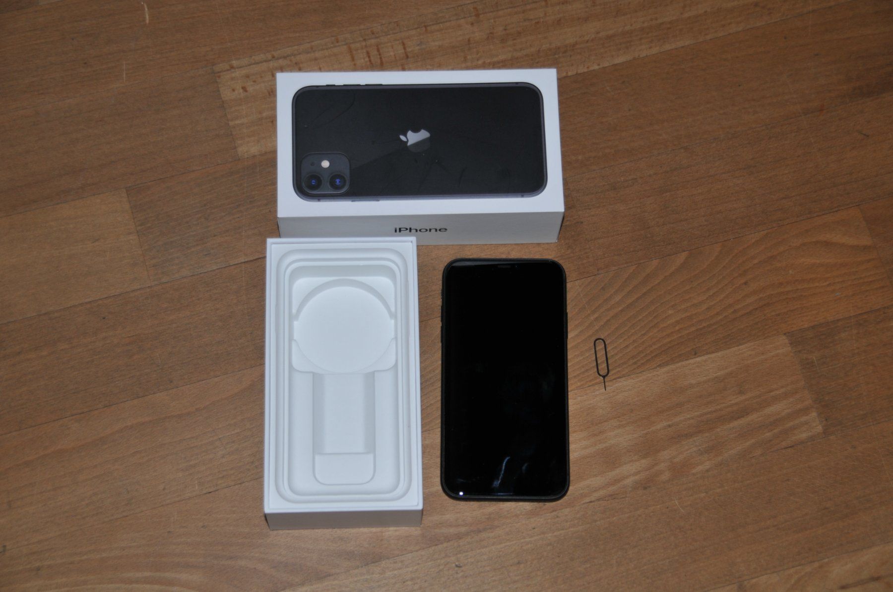Apple Telefoni cellulari / Smartphones: Apple iPhone 11 - Black - 64 GB - Top Zustand – Usato da Winterthur venduto da Schwestere 4