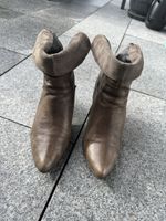 Elegante, olivgrüne Lederstiefeletten Gr. 39 von Globus