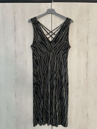 Kleid s.Oliver Black Label 100% Viskose Grösse 36