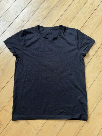Damen T-Shirt schwarz Sport Gr S