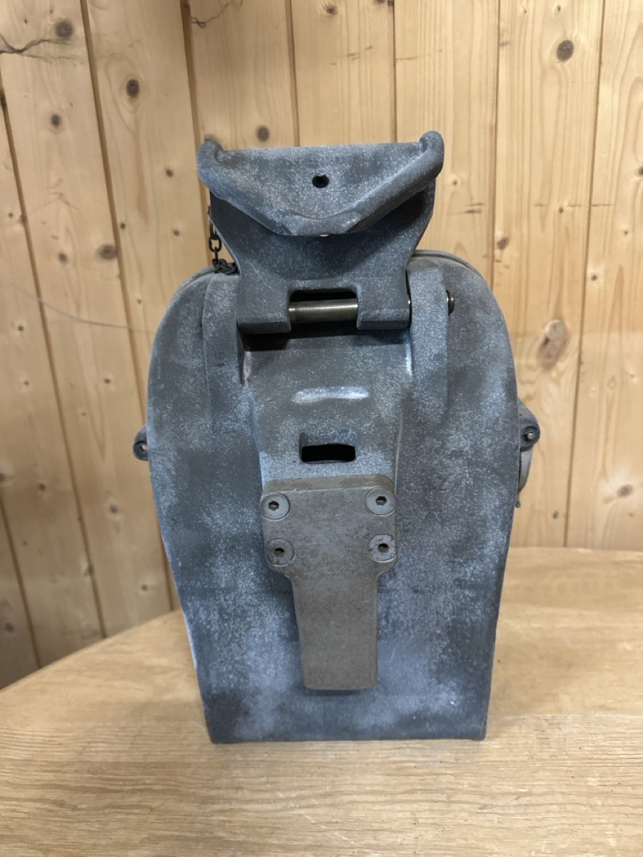 Lampade: Bahnlampe RhB Nr. 91 – Usato da Baar venduto da Hillsboro 2