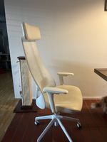 Ergonomischer Bürostuhl in Weiss