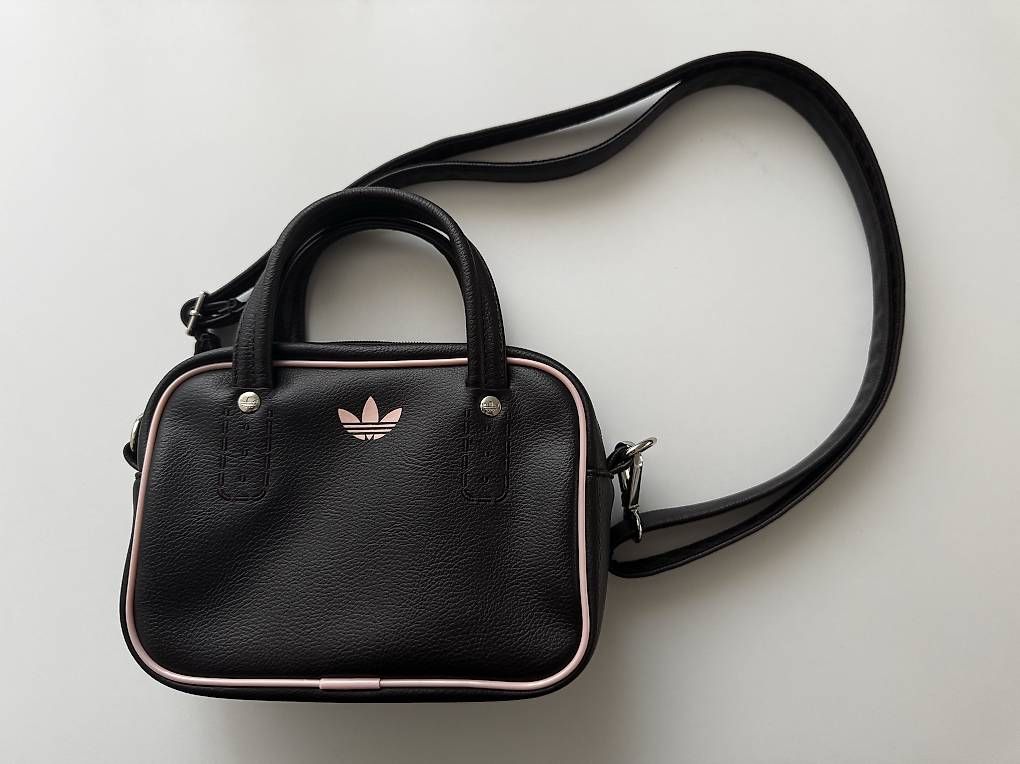 Adidas Sacs: Adidas Tasche Braun – Neuf (Voir description) à Zürich par pandesal