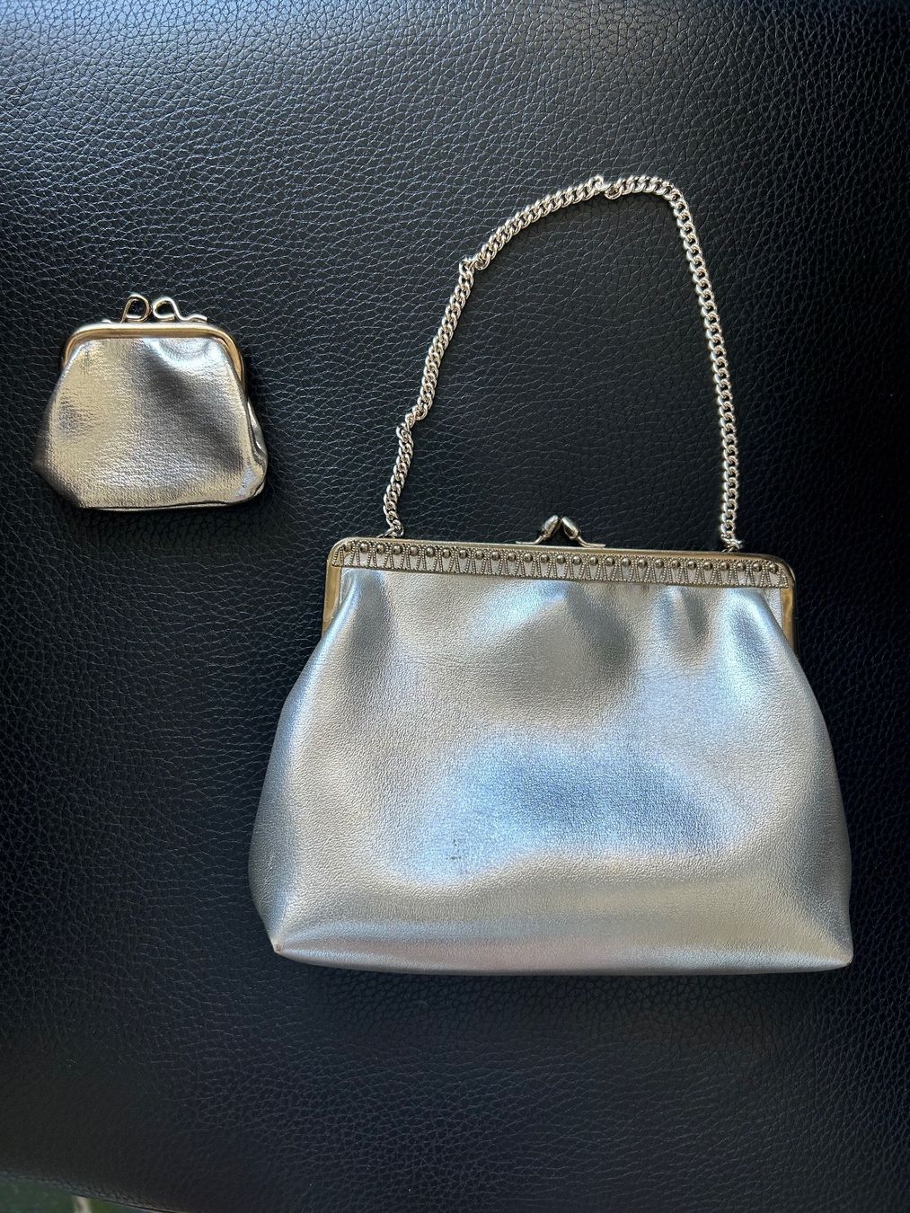 Borse da donna: Handtasche mit Portemonnaie – Nuovo e nell'imballaggio originale da Emmen venduto da Carbru