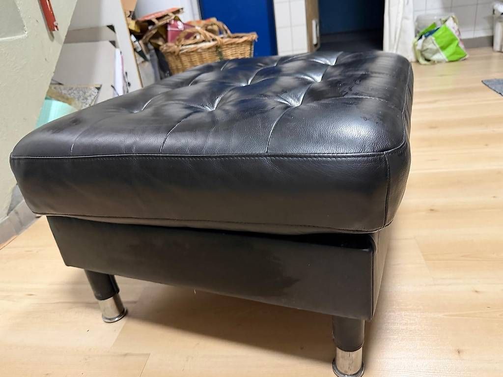 Sgabelli: LANDSKRONA Hocker schwarz
Hocker, – Usato da Au ZH venduto da Euro88 4
