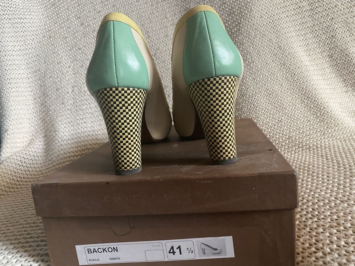Chie Mihara Scarpe da donna: Escarpins Chie Mihara 41½ cuir   – Usato da Geneve venduto da Monthoux13 1