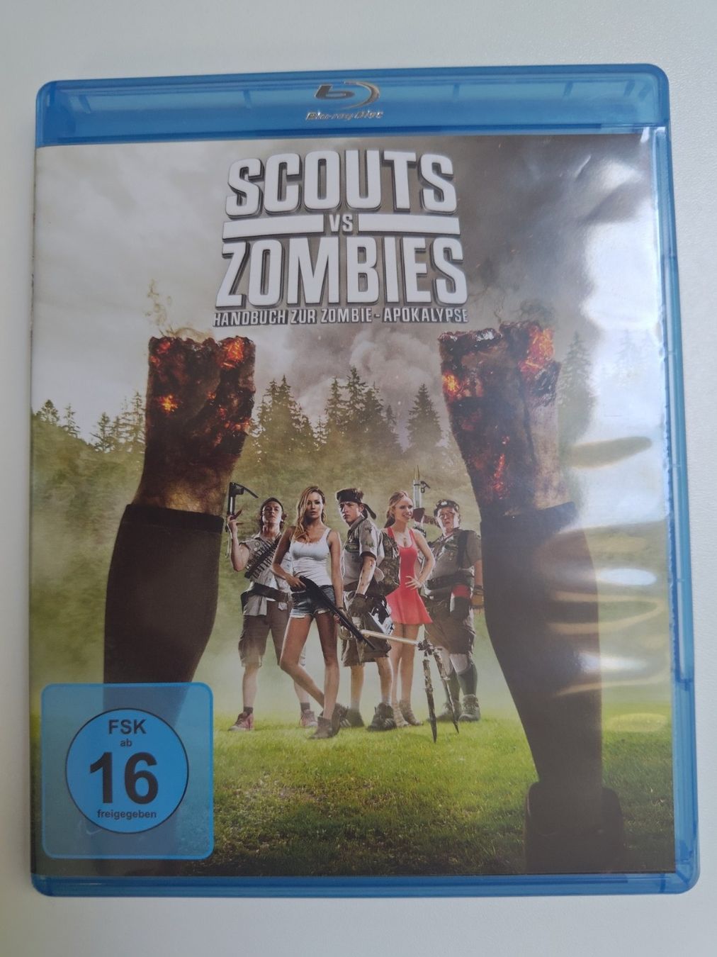 Tutti i DVDs: Scouts vs. Zombies – Usato da Liestal venduto da Kratzilla