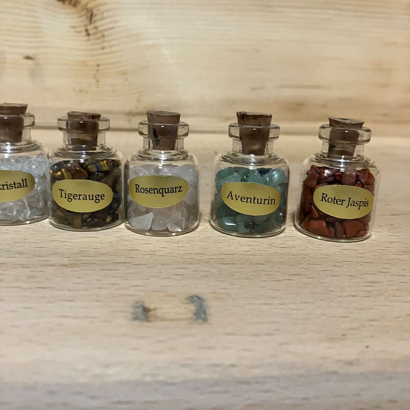 Edelsteine: 8 verschiedene Kristalle in Fläschchen – Neu (gemäss Beschreibung) aus Grabs von apr9k 2