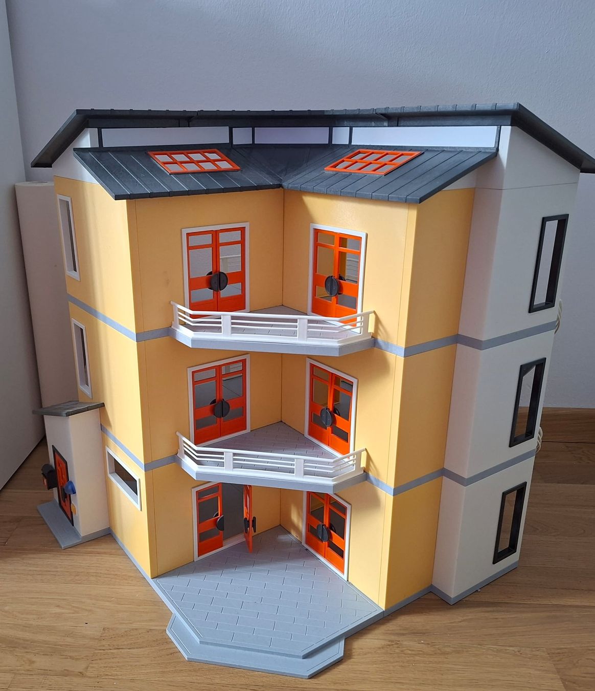 Playmobil Giocattoli: Legohaus – Usato da Hochdorf venduto da luna36