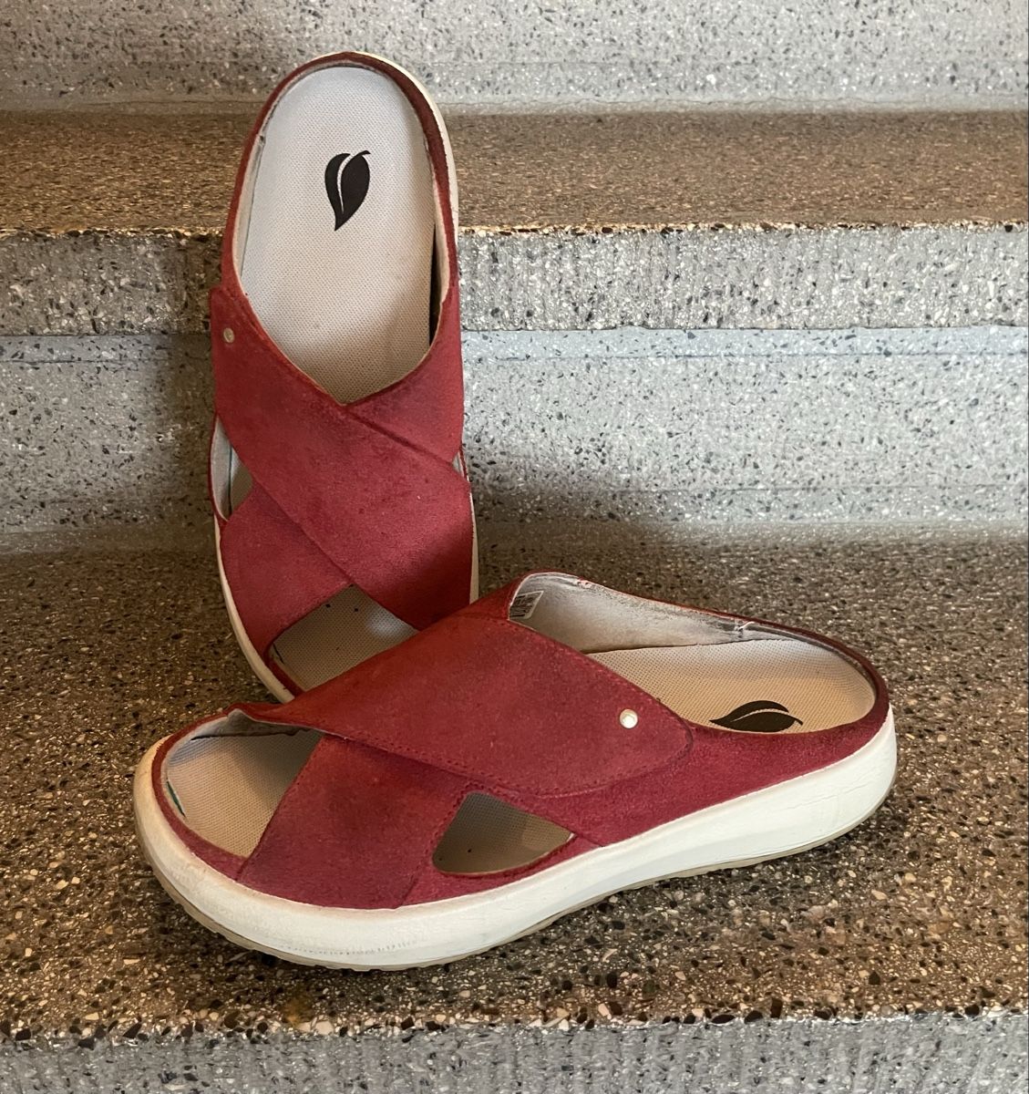 Scarpe da donna: Joya Alicante, rot, Gr. 39 – Usato da Payerne venduto da Cosch