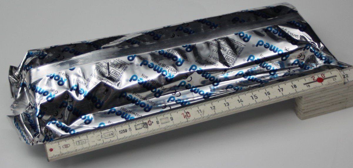 Modelleisenbahnen: Modelleisenbahn 1 Rolle Gipsbinde 20 cm x 3 m extra breit – Neu und originalverpackt aus Salez von rhb-spur-n