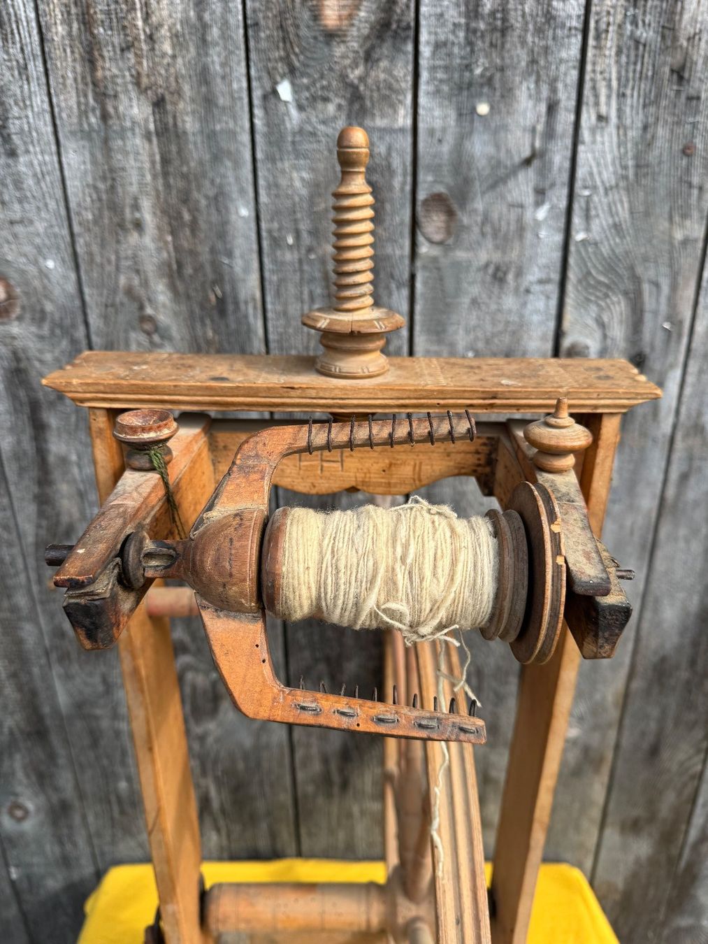 Rouets anciens: Antikes Spinnrad, – D'occasion à Sachseln par BONATI01 5