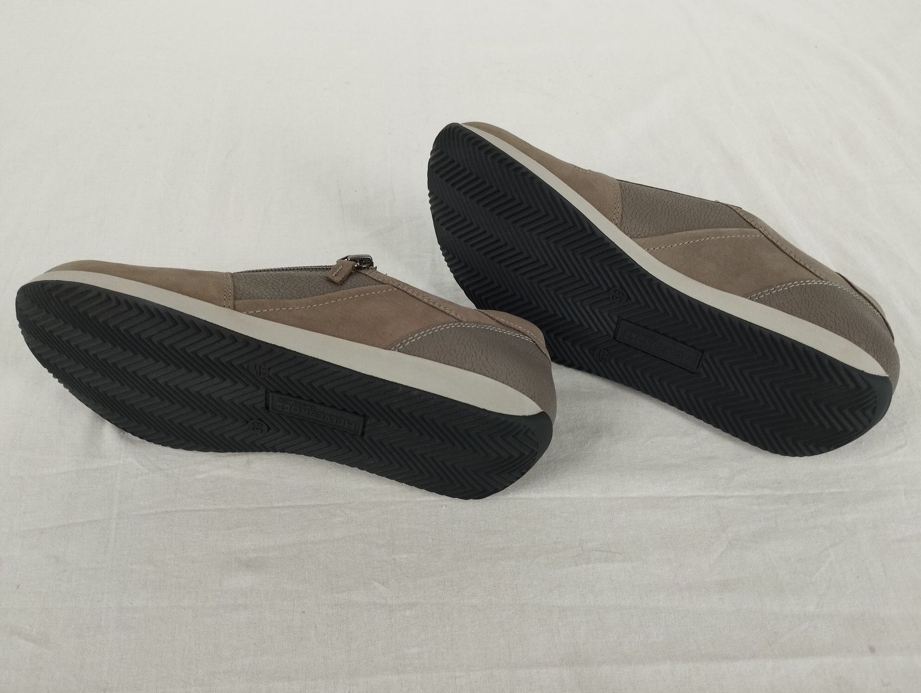 Helvesko Scarpe da donna: HELVESKO Schuhe Swiss Made Gr. 39 – Usato da Schübelbach venduto da Restwert_Schubelbach 5