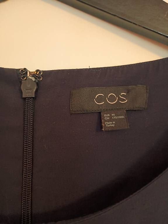 Cos Vestiti: Dunkelblaues Sommerkleid von Cos – Usato da Zürich venduto da Melianea 1