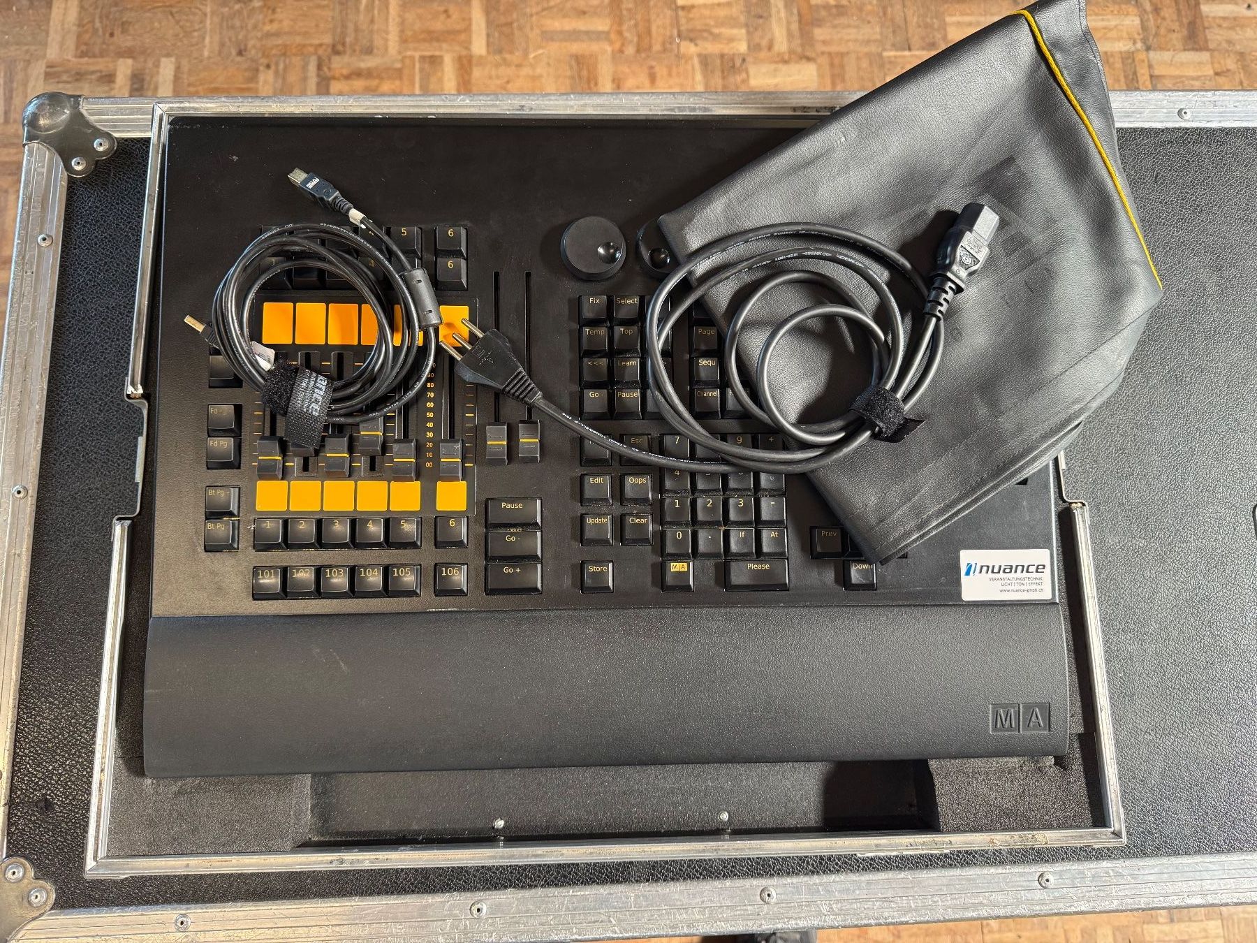 Mischpulte: MA Lighting GrandMA2 onPC Command Wing gebraucht inkl. Case – Gebraucht aus Urtenen-Schönbühl von nuancegmbh 1