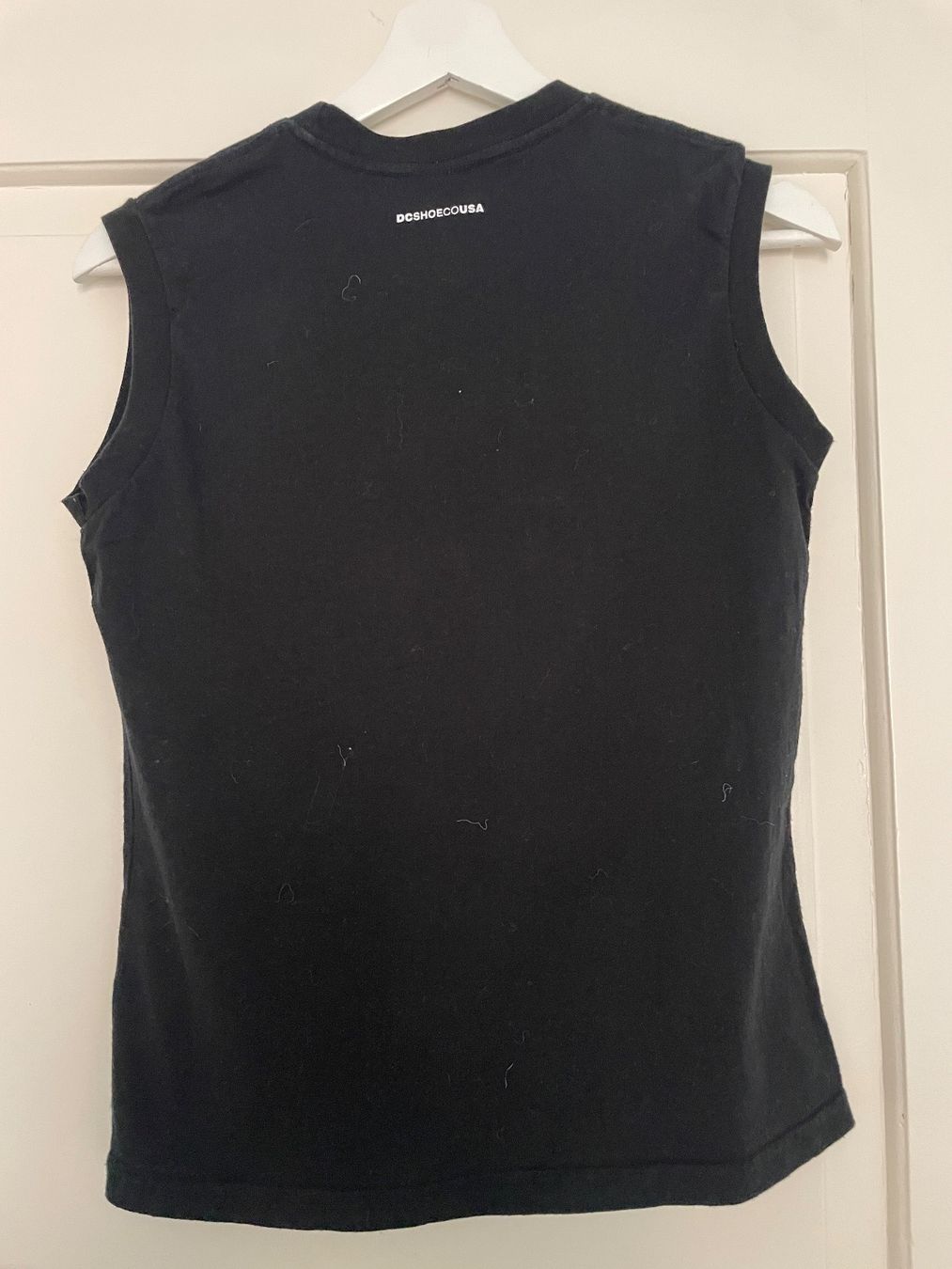 DC shoes Blusen, T-Shirts & Tops: Zwei Shirts von DCshoeCoUSA, Grösse M – Neu (gemäss Beschreibung) aus Chur von adien 2