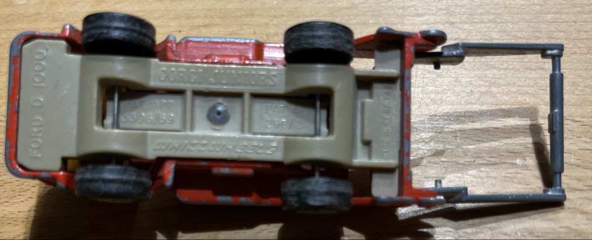 Spielzeuge: Corgi Toys Autos – Gebraucht aus Schaffhausen von Steina_Da 1