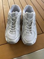 New Balance Sneaker Weiss Grösse 32.5 guter Zustand