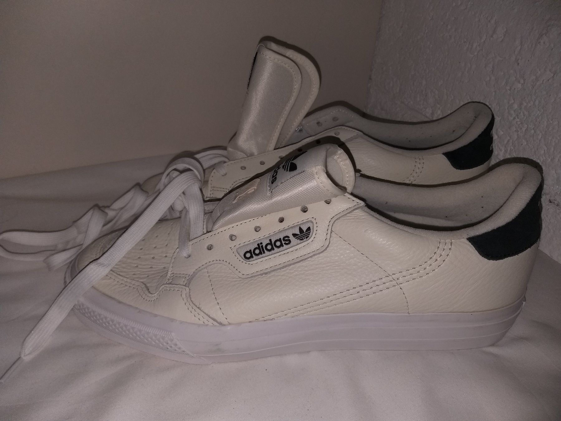 Adidas Scarpe da uomo: Baskets ADIDAS        Pointure/Nummer 45,5 – Usato da Cossonay-ville venduto da Super-Price-Quality 2