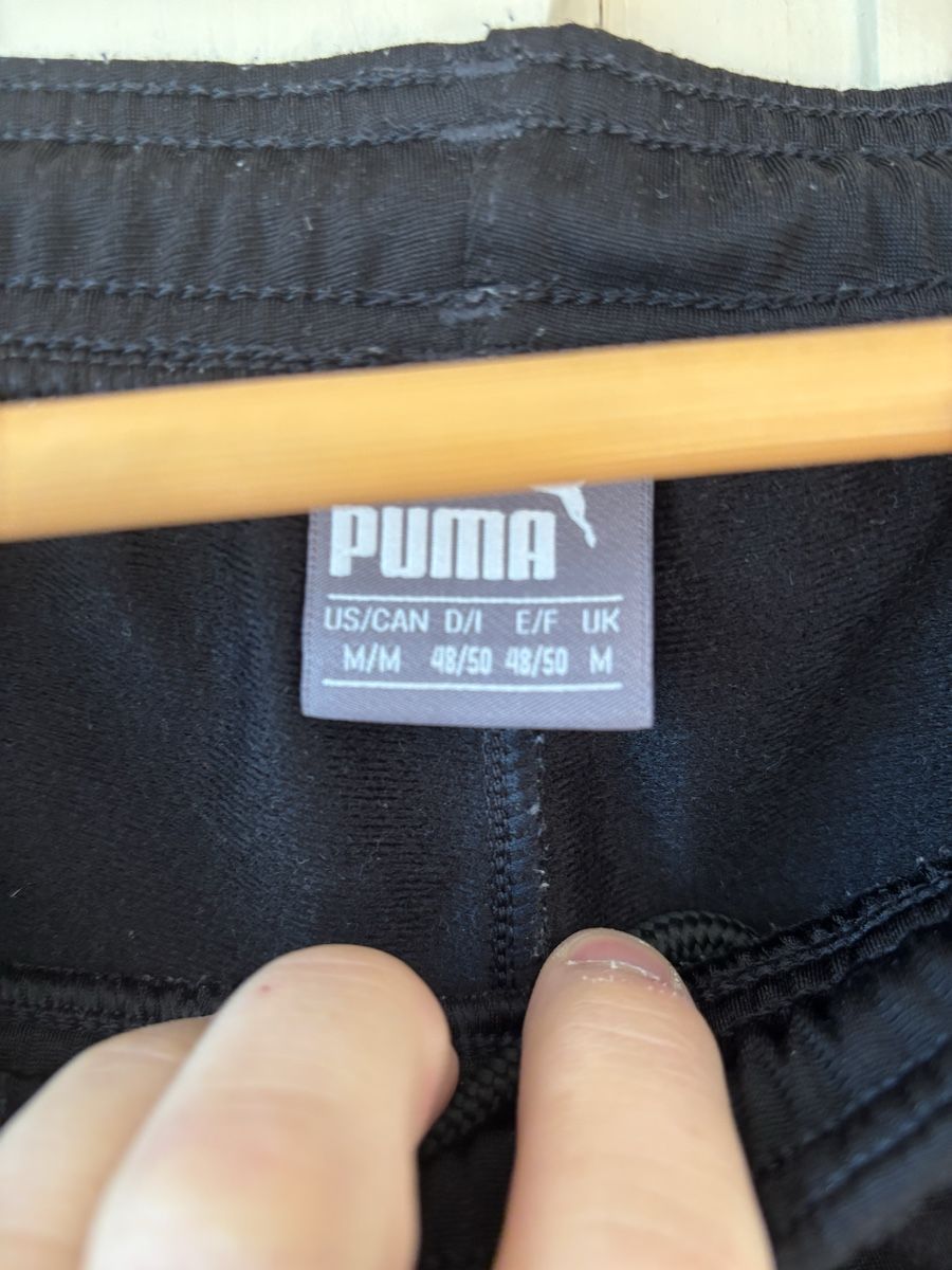 Puma Pantaloni: Puma Trainer Hose Gr. M – Usato da Lyss venduto da PlaneSpotter 2
