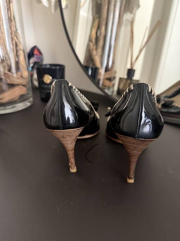 Damenschuhe: Miu Miu Tiptoe Sandalen Schwarz – Gebraucht aus Schindellegi von wae_fhj7 2